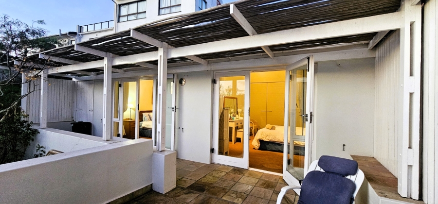 3 Bedroom Property for Sale in Middedorp Western Cape